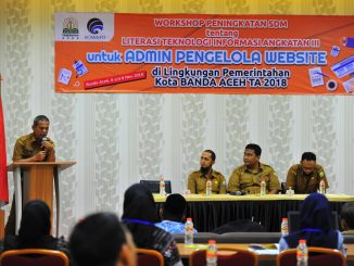gambar pembukaan acara literasi TIK